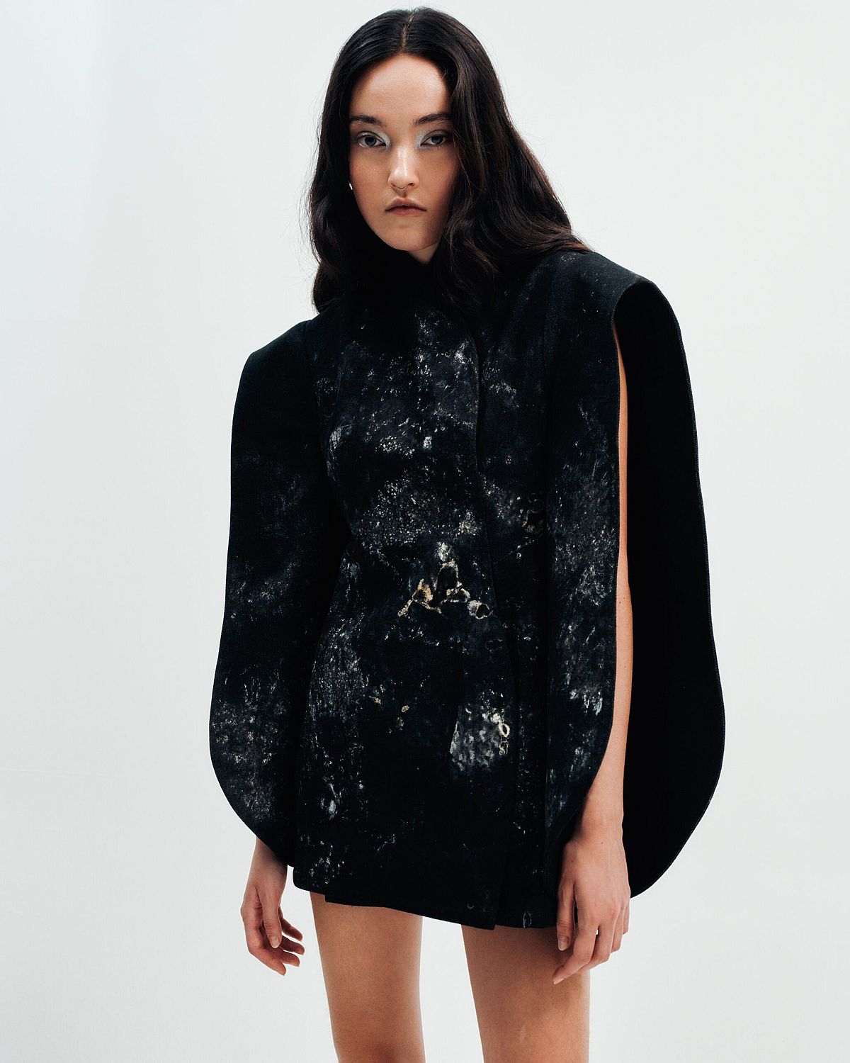 240418_Mycelium_Interwoven_01_033-leuchtende Farben